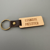 Houten sleutelhanger met naam 