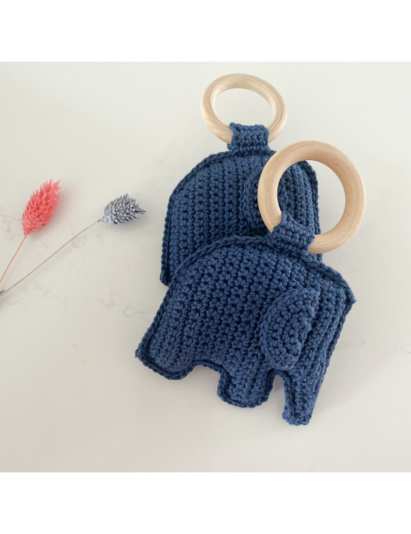 Olifant rammelaar blauw