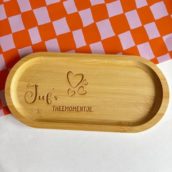 Serveertray, juf’s theemomentje