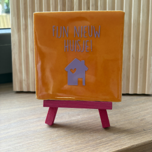 Tegel, fijn nieuw huisje